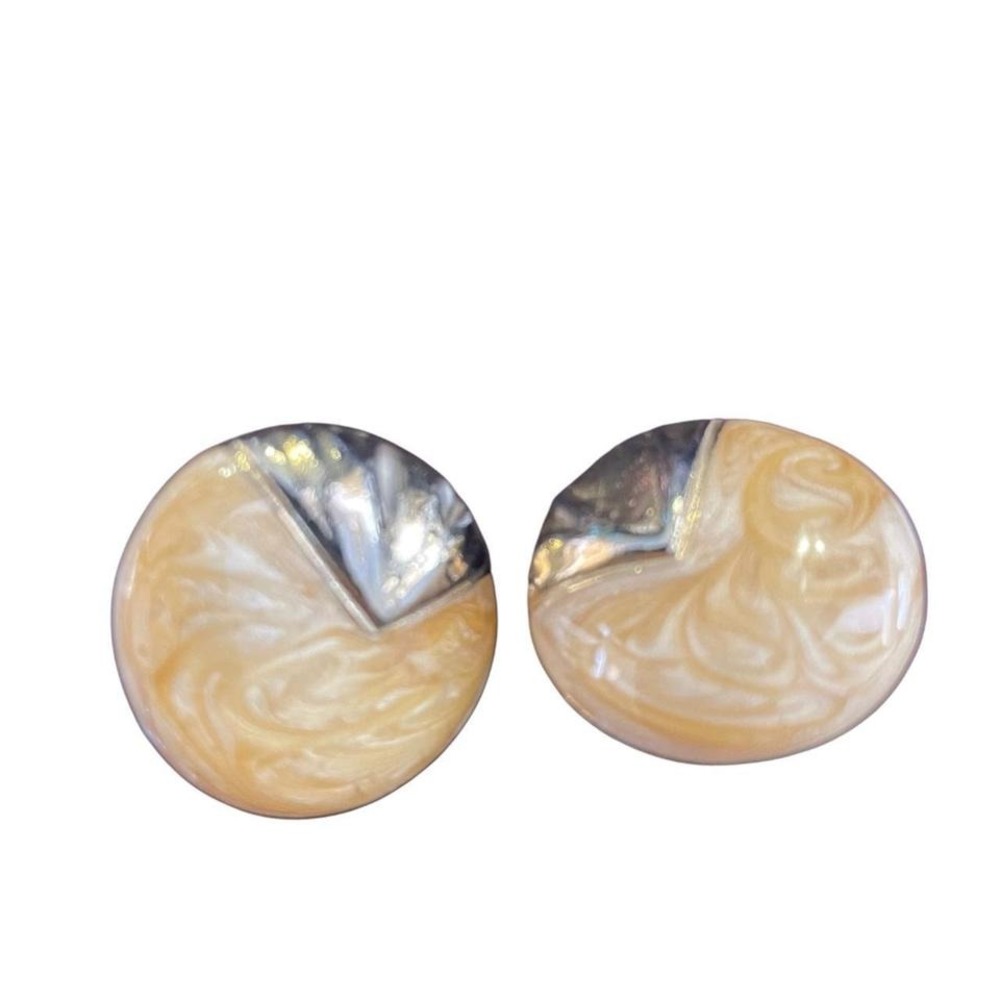 Vintage Marbled Cream Silver Tone Round Stud Button Earrings‎ 1 Inch 80s Retro